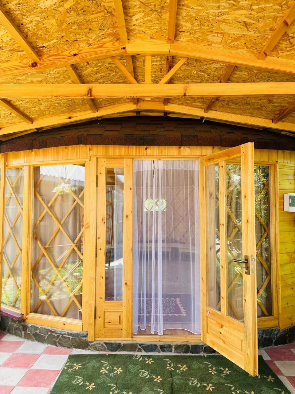 Guest House Amirhan Bokonbayevo Extérieur photo